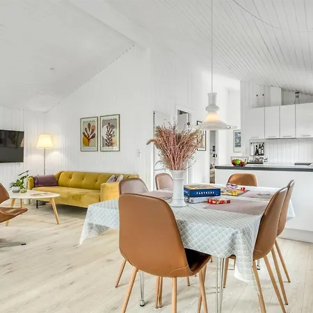 Сasa de vacaciones Annamie - 1-8km From The Sea By Interhome *